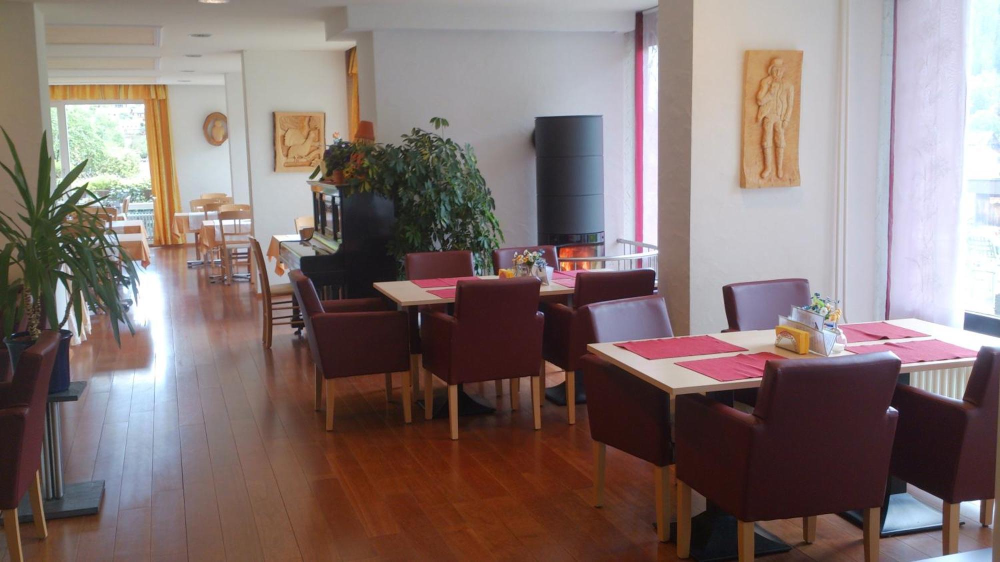 באד ווילבאד Hotel Bergfrieden מראה חיצוני תמונה