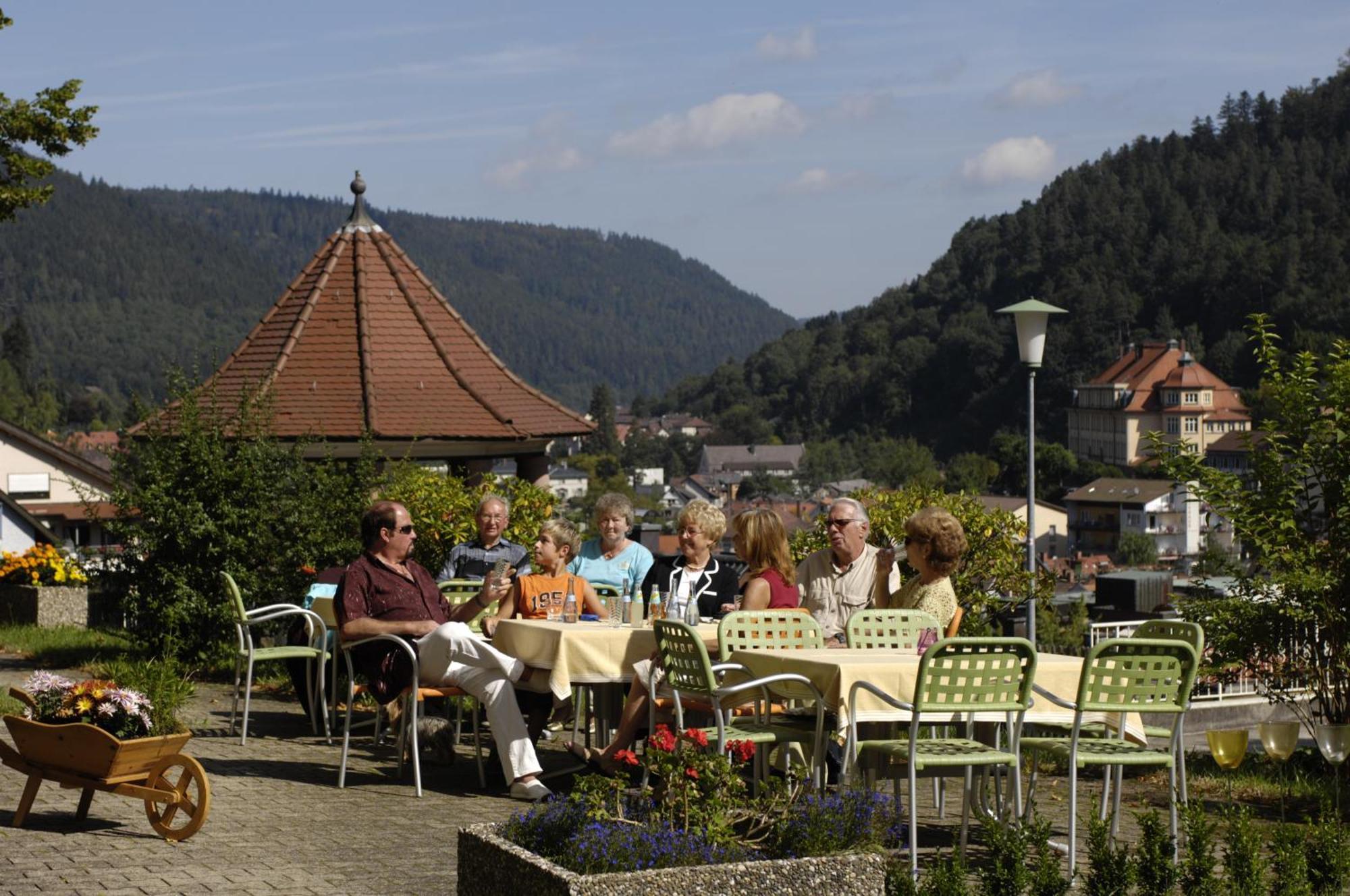 באד ווילבאד Hotel Bergfrieden מראה חיצוני תמונה