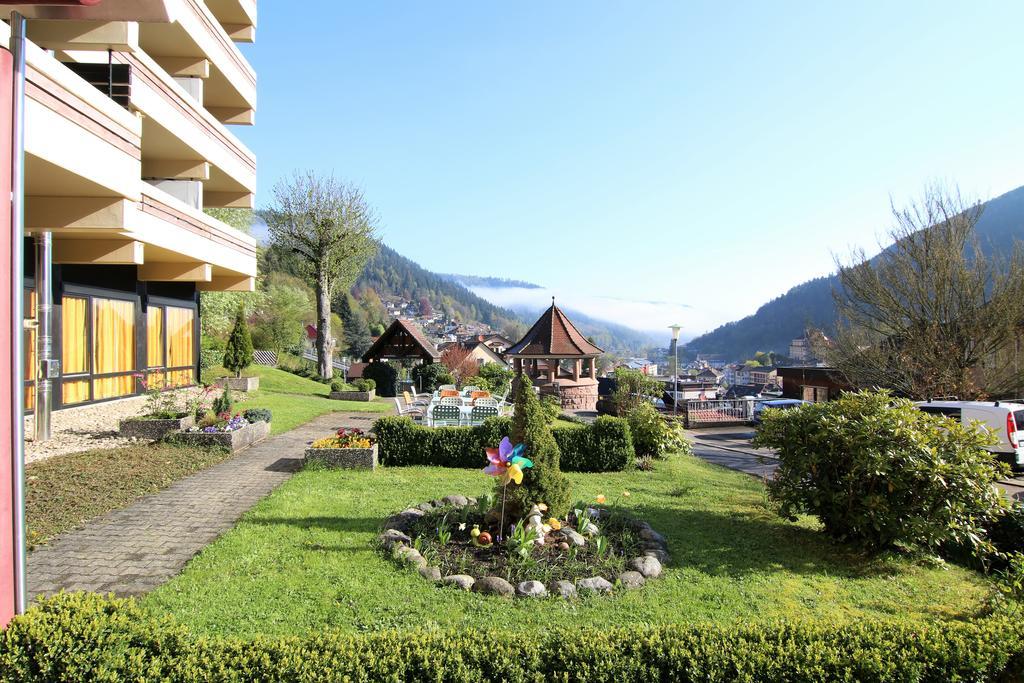באד ווילבאד Hotel Bergfrieden מראה חיצוני תמונה