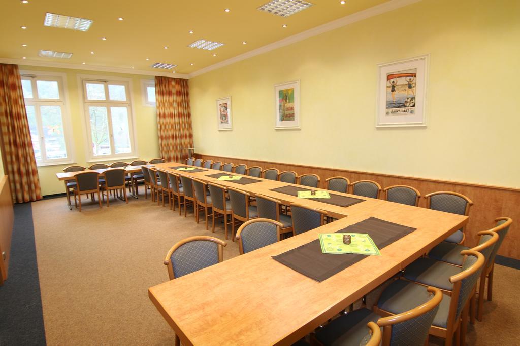 באד ווילבאד Hotel Bergfrieden מראה חיצוני תמונה