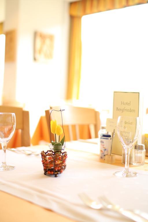 באד ווילבאד Hotel Bergfrieden מראה חיצוני תמונה