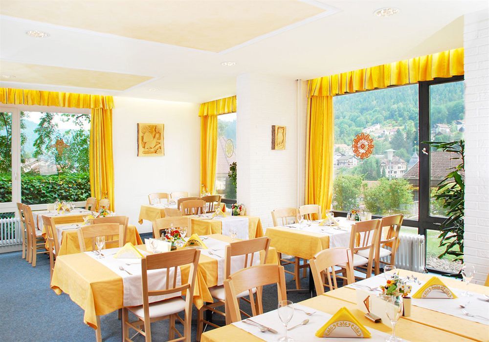 באד ווילבאד Hotel Bergfrieden מראה חיצוני תמונה